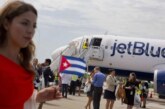 En 4 años más de 800 mil cubanos viajaron al extranjero, según el régimen