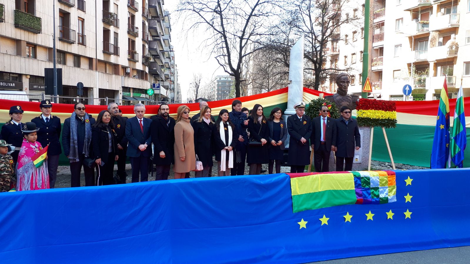 Bolivia conmemoró el Día del Mar el Milán