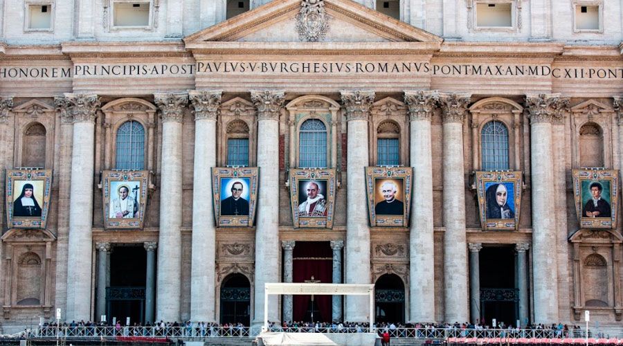 El Papa proclamará santos a Pablo VI y a monseñor Oscar Arnulfo Romero