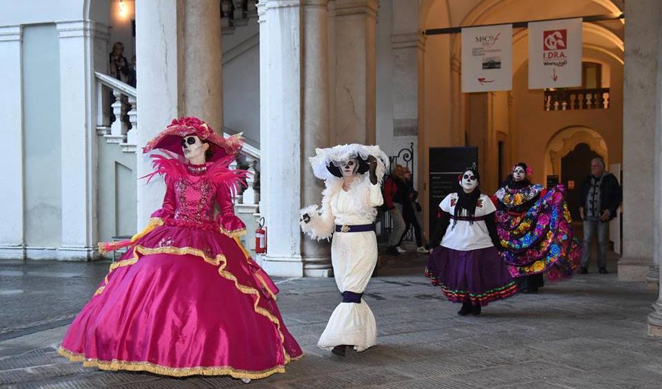Un assaggio di Messico e delle tradizioni del Día de Muertos a Brescia