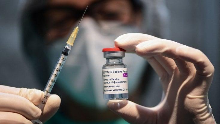 L’Italia ha sospeso l’utilizzo del vaccino AstraZeneca, in via temporanea e precauzionale