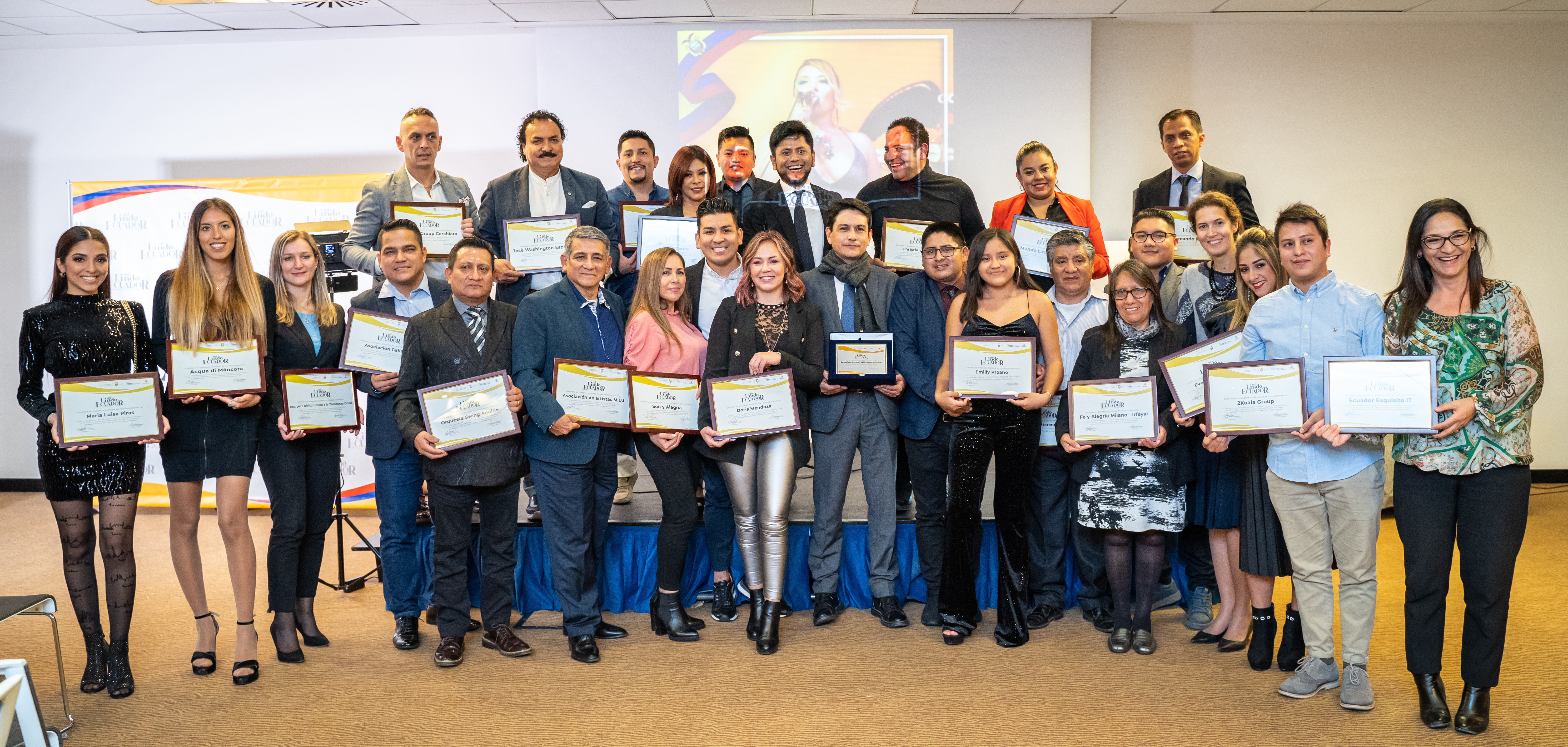 Ceremonia de entrega de los Premios “Mi Lindo Ecuador” 2021